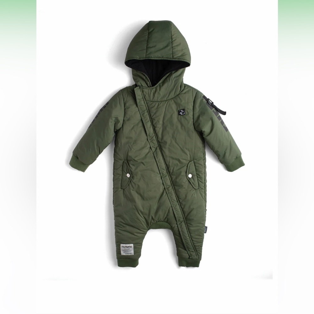 Nununu snowsuit